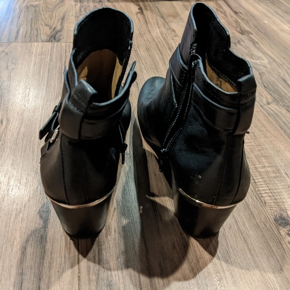 Coach Pauline Leather Ankle Booties 8.5M - Picture 8 of 8